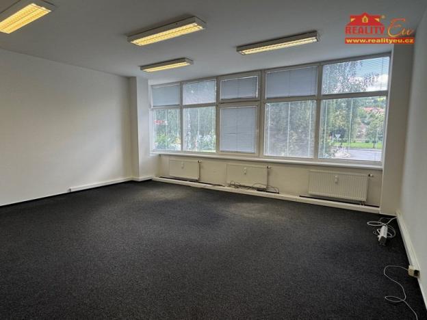 Pronájem kanceláře, Náchod, Raisova, 40 m2