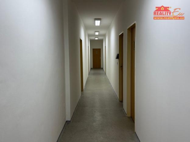 Pronájem kanceláře, Náchod, Raisova, 40 m2