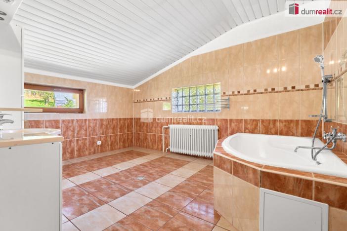 Prodej rodinného domu, Nejdek - Tisová, 230 m2