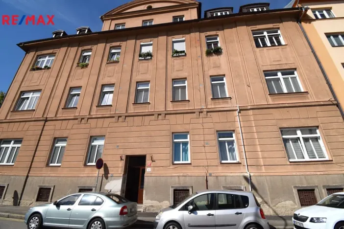 Prodej bytu 2+1, České Budějovice - České Budějovice 7, Komenského, 69 m2