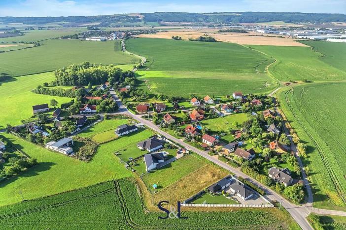 Prodej pozemku pro bydlení, Plazy, 1355 m2