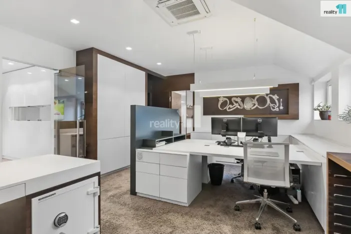 Prodej kanceláře, Liberec - Liberec XXV-Vesec, Lomová, 377 m2