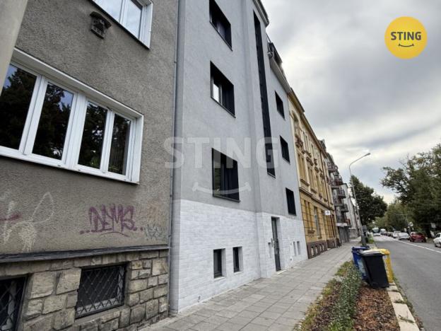 Pronájem bytu 2+kk, Olomouc, Dobrovského, 65 m2