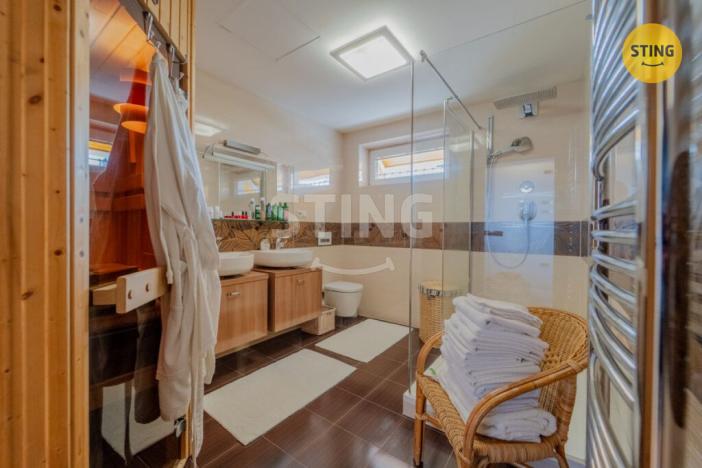 Prodej rodinného domu, Krnov, Palackého, 300 m2