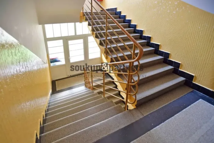 Pronájem bytu 2+kk, Praha - Strašnice, Černokostelecká, 41 m2