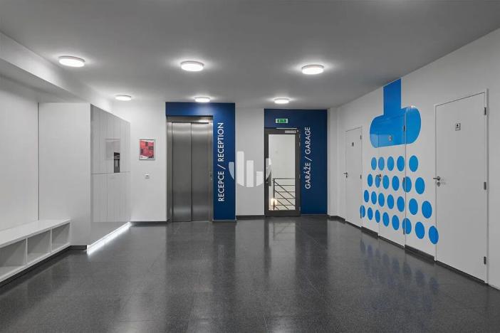 Pronájem kanceláře, Praha - Stodůlky, Bucharova, 400 m2