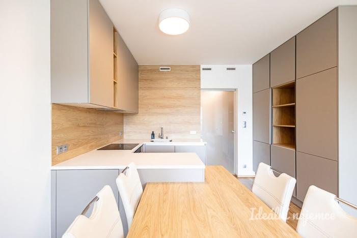 Pronájem bytu 2+kk, Praha - Libeň, Kurta Konráda, 55 m2