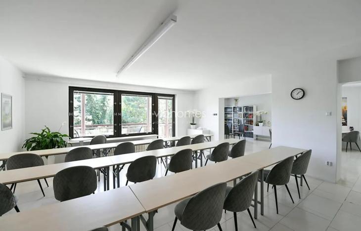 Pronájem vily, Praha - Lhotka, Na dlouhé mezi, 280 m2