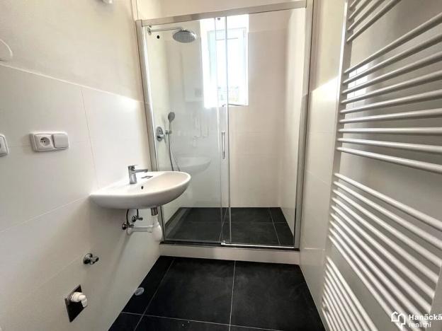 Pronájem bytu 3+1, Olomouc, Wanklova, 96 m2