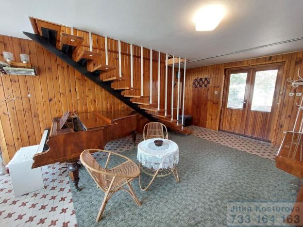 Prodej rodinného domu, Krnov - Pod Bezručovým vrchem, Družstevní, 280 m2