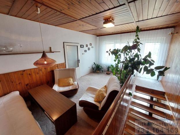 Prodej rodinného domu, Krnov - Pod Bezručovým vrchem, Družstevní, 280 m2