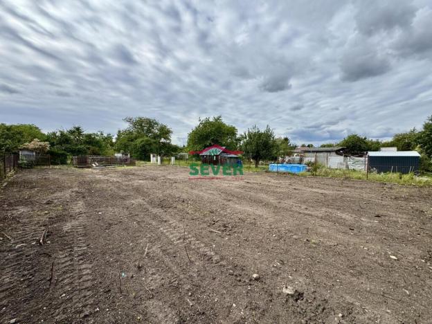 Prodej zahrady, Louny, 475 m2