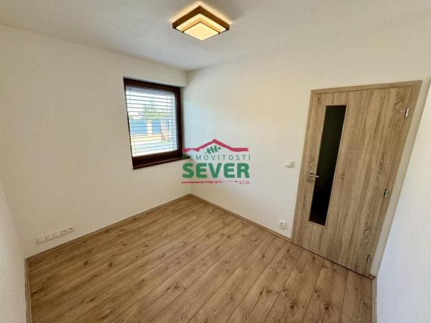 Prodej rodinného domu, Praha - Újezd nad Lesy, Novosibřinská, 220 m2