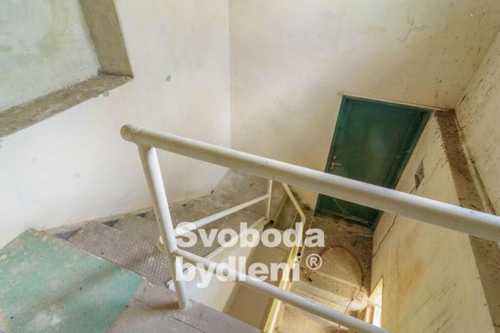 Prodej komerční nemovitosti, Hostomice, Ferrerova, 750 m2