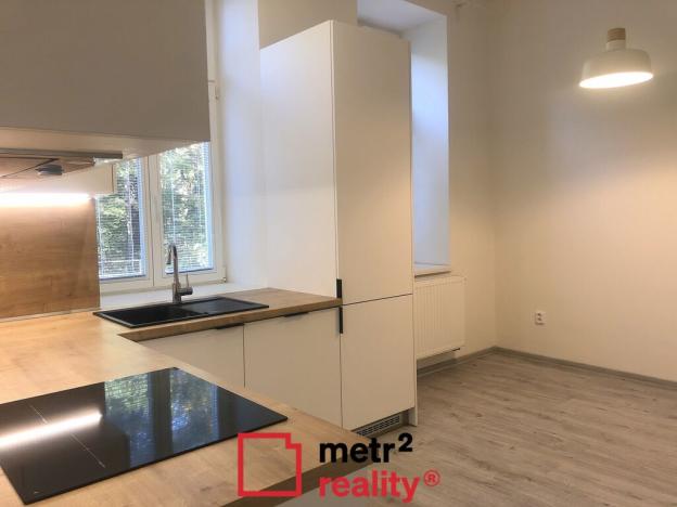 Pronájem bytu 2+kk, Olomouc, Dobrovského, 50 m2