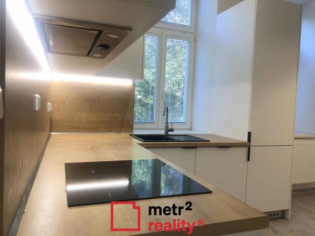 Pronájem bytu 2+kk, Olomouc, Dobrovského, 50 m2
