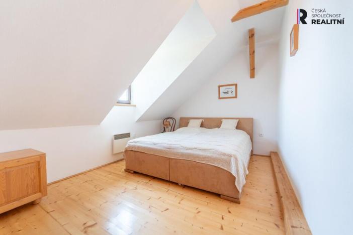 Prodej rodinného domu, Horní Stropnice - Dobrá Voda, 387 m2