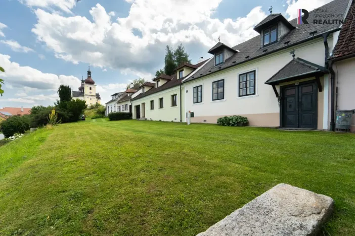 Prodej rodinného domu, Horní Stropnice - Dobrá Voda, 387 m2