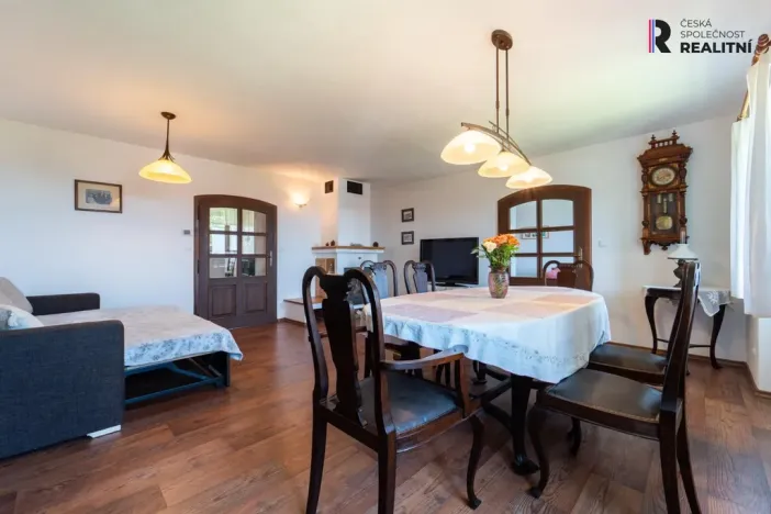 Prodej rodinného domu, Horní Stropnice - Dobrá Voda, 387 m2