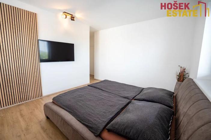 Prodej bytu 4+kk, Holubice, 135 m2