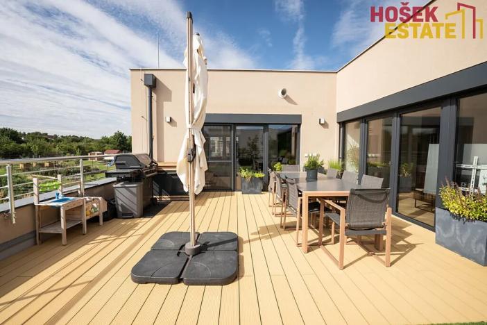 Prodej bytu 4+kk, Holubice, 135 m2