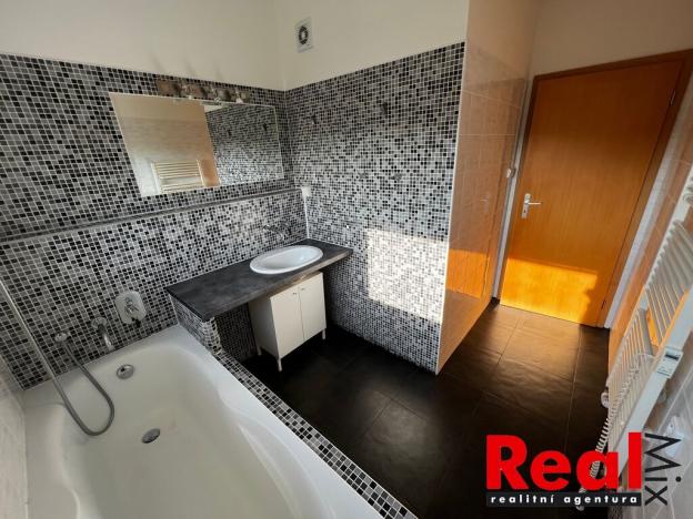 Prodej bytu 3+kk, Praha - Hrdlořezy, U Smetanky, 68 m2