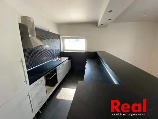 Prodej bytu 3+kk, Praha - Hrdlořezy, U Smetanky, 68 m2