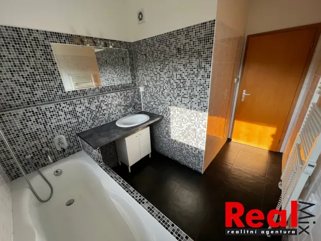 Prodej bytu 3+kk, Praha - Hrdlořezy, U Smetanky, 68 m2