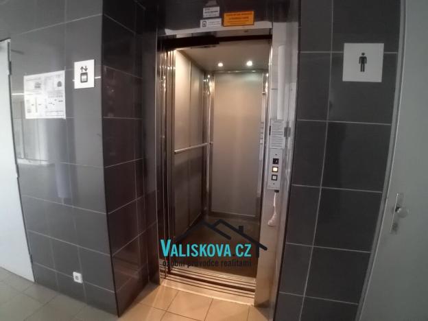 Pronájem kanceláře, Kroměříž, 20 m2