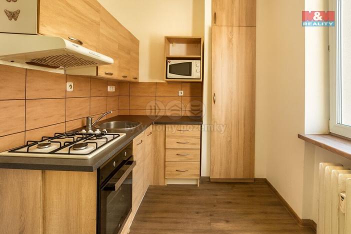 Prodej bytu 2+1, Bukovany, 51 m2