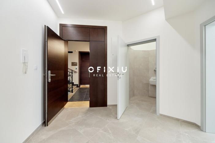 Pronájem kanceláře, Brno, Jánská, 167 m2