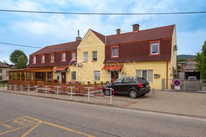 Prodej restaurace, Martínkovice, 500 m2