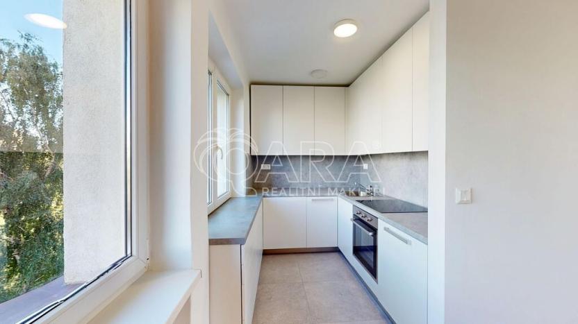 Pronájem bytu 4+kk, Praha - Záběhlice, Hlavní, 73 m2