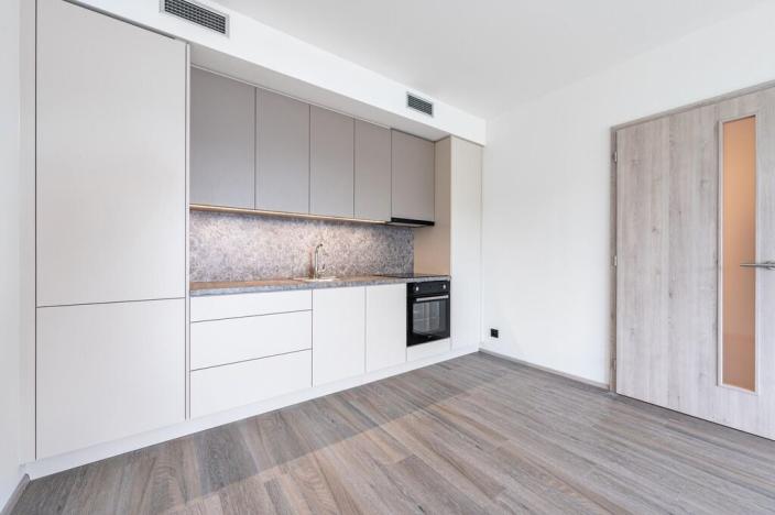 Pronájem bytu 2+kk, Praha - Hlubočepy, Na Zlíchově, 53 m2