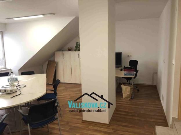 Pronájem kanceláře, Kroměříž, Kollárova, 91 m2