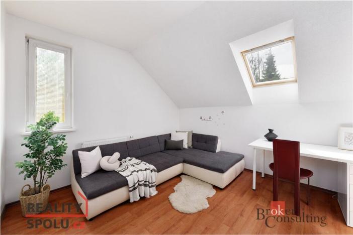 Prodej rodinného domu, Vodochody, 220 m2