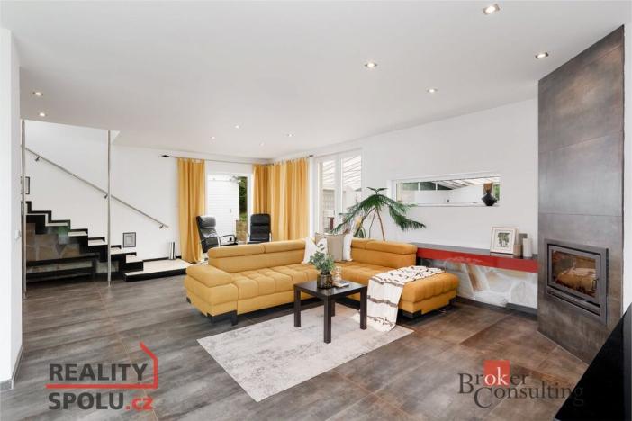 Prodej rodinného domu, Vodochody, 220 m2