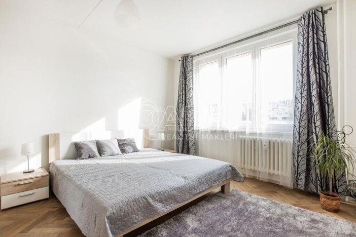 Pronájem bytu 2+kk, Praha - Břevnov, Radimova, 38 m2