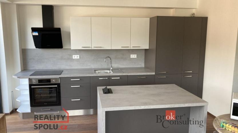 Pronájem bytu 2+kk, Adamov, Svitavská, 62 m2