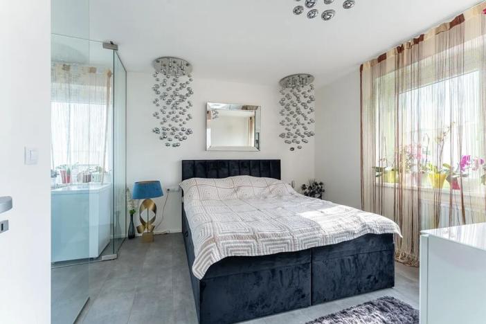 Prodej bytu 2+kk, Hořovice, K Bažantnici, 64 m2