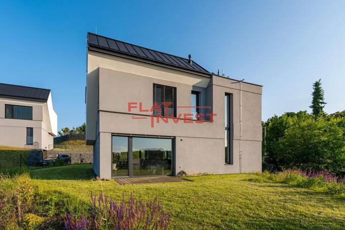 Prodej rodinného domu, Panenské Břežany, Hlavní, 260 m2