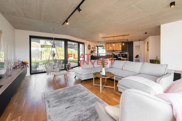 Prodej rodinného domu, Panenské Břežany, Hlavní, 260 m2