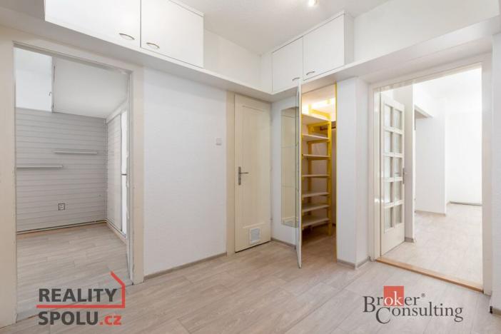 Prodej bytu 3+1, Opava, Lidická, 78 m2