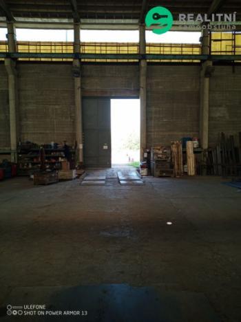 Prodej skladu, Dašice, 2500 m2