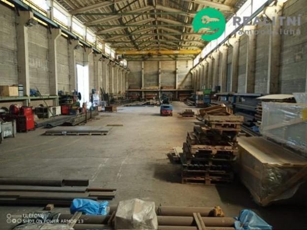 Prodej skladu, Dašice, 2500 m2