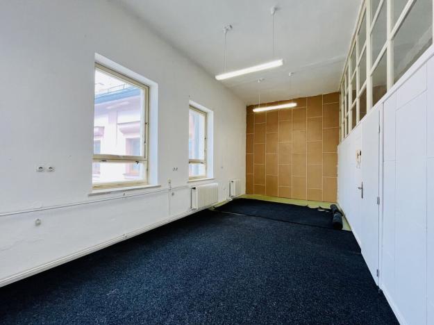 Pronájem kanceláře, Šumperk, M. R. Štefánika, 30 m2
