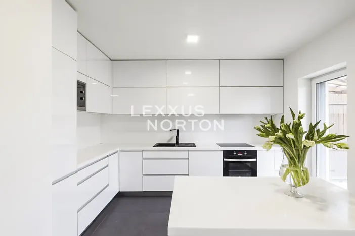 Prodej rodinného domu, Praha - Ďáblice, Červenomlýnská, 150 m2