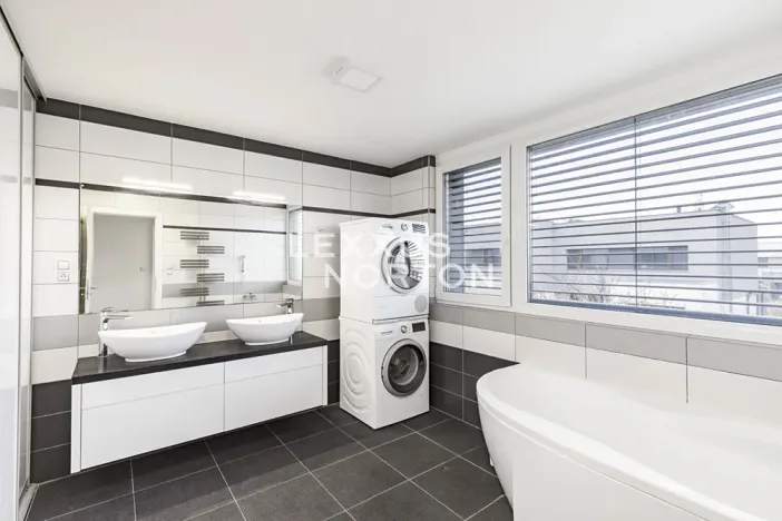 Prodej rodinného domu, Praha - Ďáblice, Červenomlýnská, 150 m2