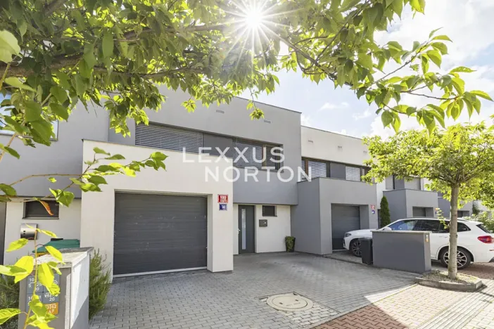 Prodej rodinného domu, Praha - Ďáblice, Červenomlýnská, 150 m2