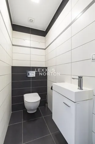 Prodej rodinného domu, Praha - Ďáblice, Červenomlýnská, 150 m2